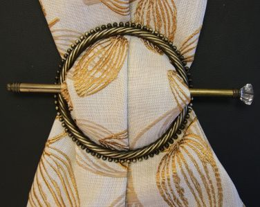 Scarf buckle for Drapery